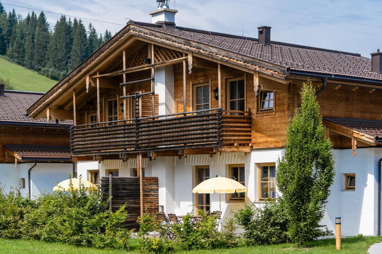 Alpenchalets Flachauer Gutshof Esterno foto