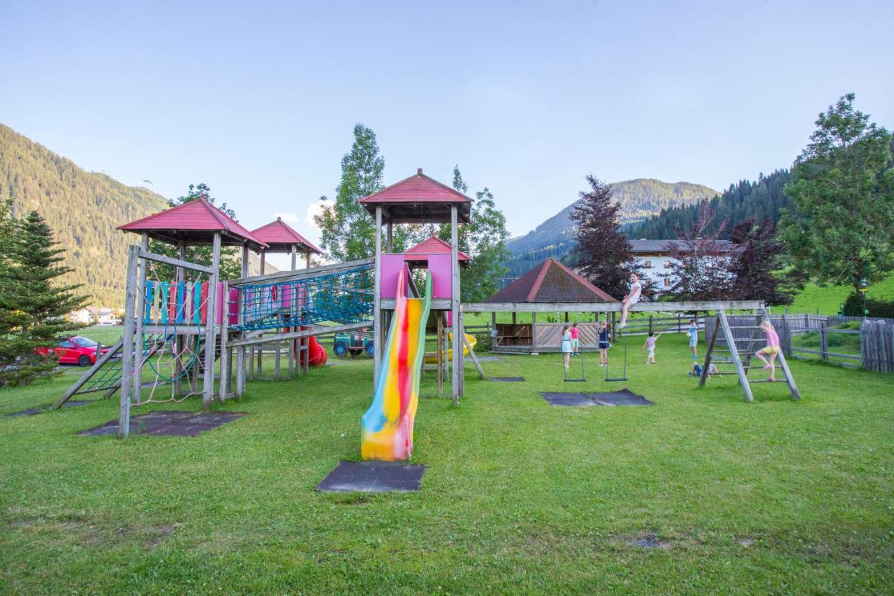 Alpenchalets Flachauer Gutshof Esterno foto